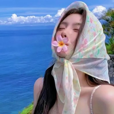 红衣小女孩